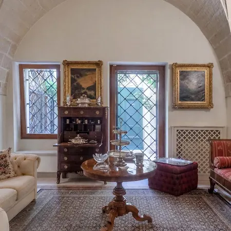 Licea, Historic Palace In Centre Villa Lecce